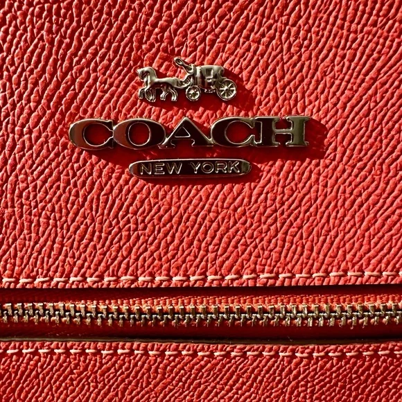 EUC Coach Rowan File Bag in Cross-Grain Leather - Picture 7 of 12